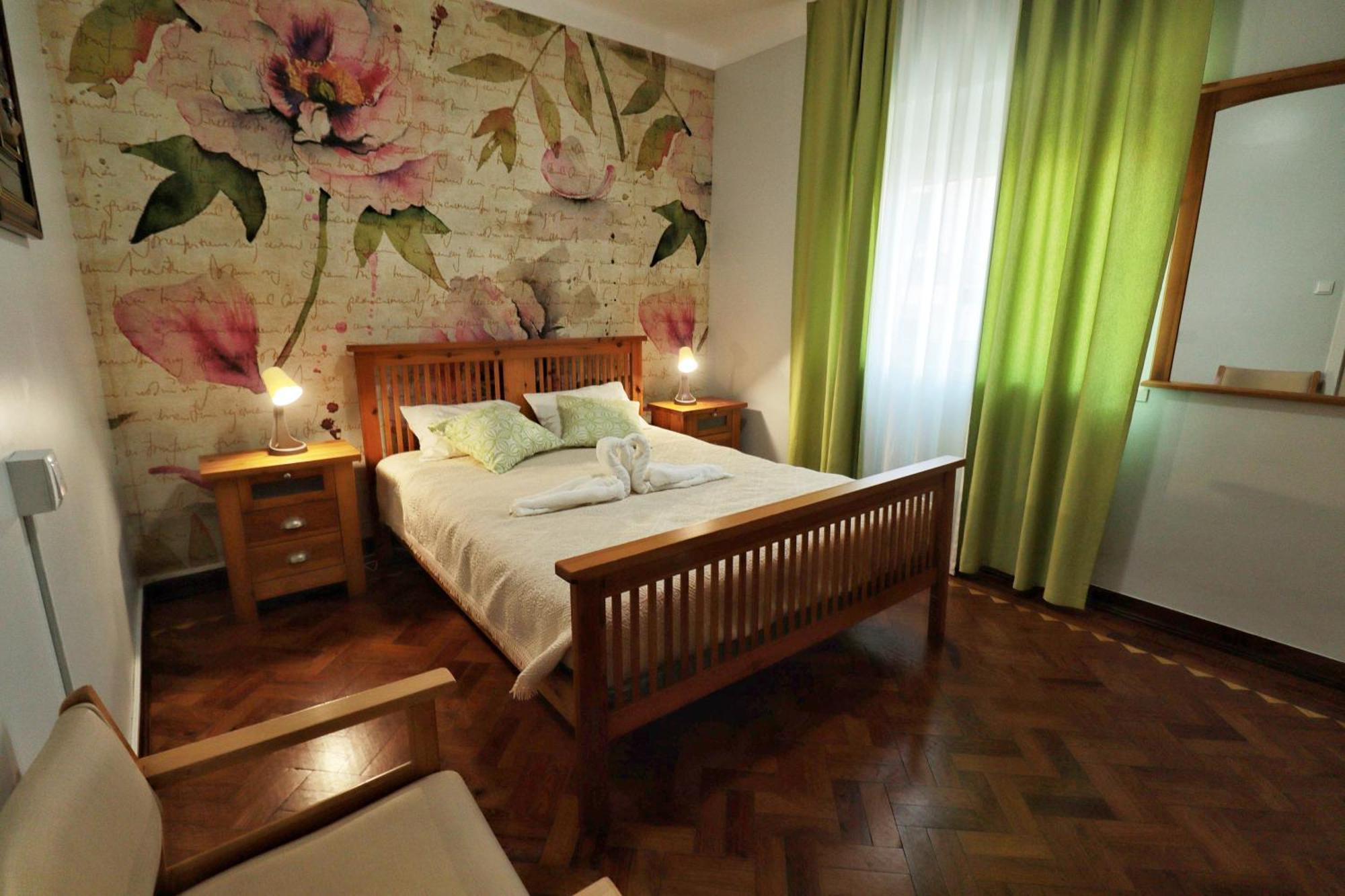 Hostel Jardins De Sao Luis Setúbal Dış mekan fotoğraf