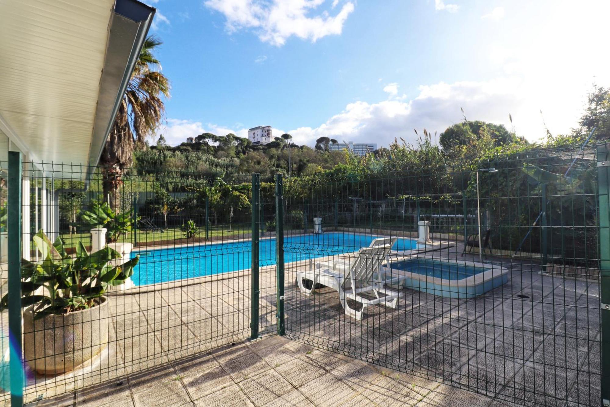 Hostel Jardins De Sao Luis Setúbal Dış mekan fotoğraf