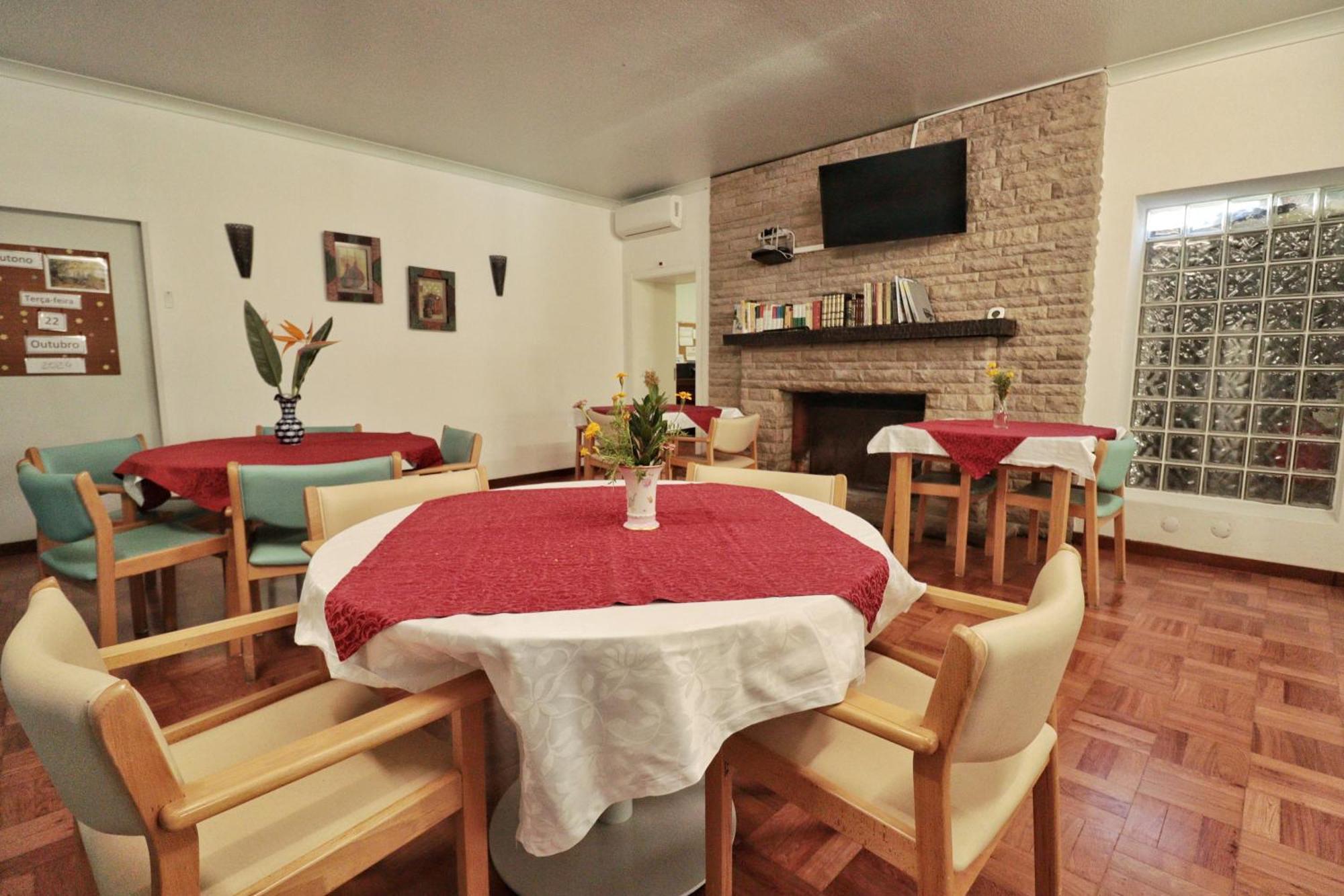 Hostel Jardins De Sao Luis Setúbal Dış mekan fotoğraf